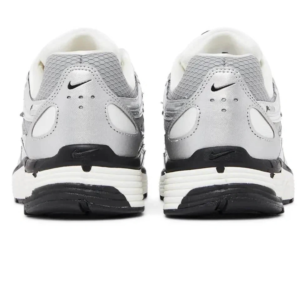 Metallic P-6000 Silver Nike 0812